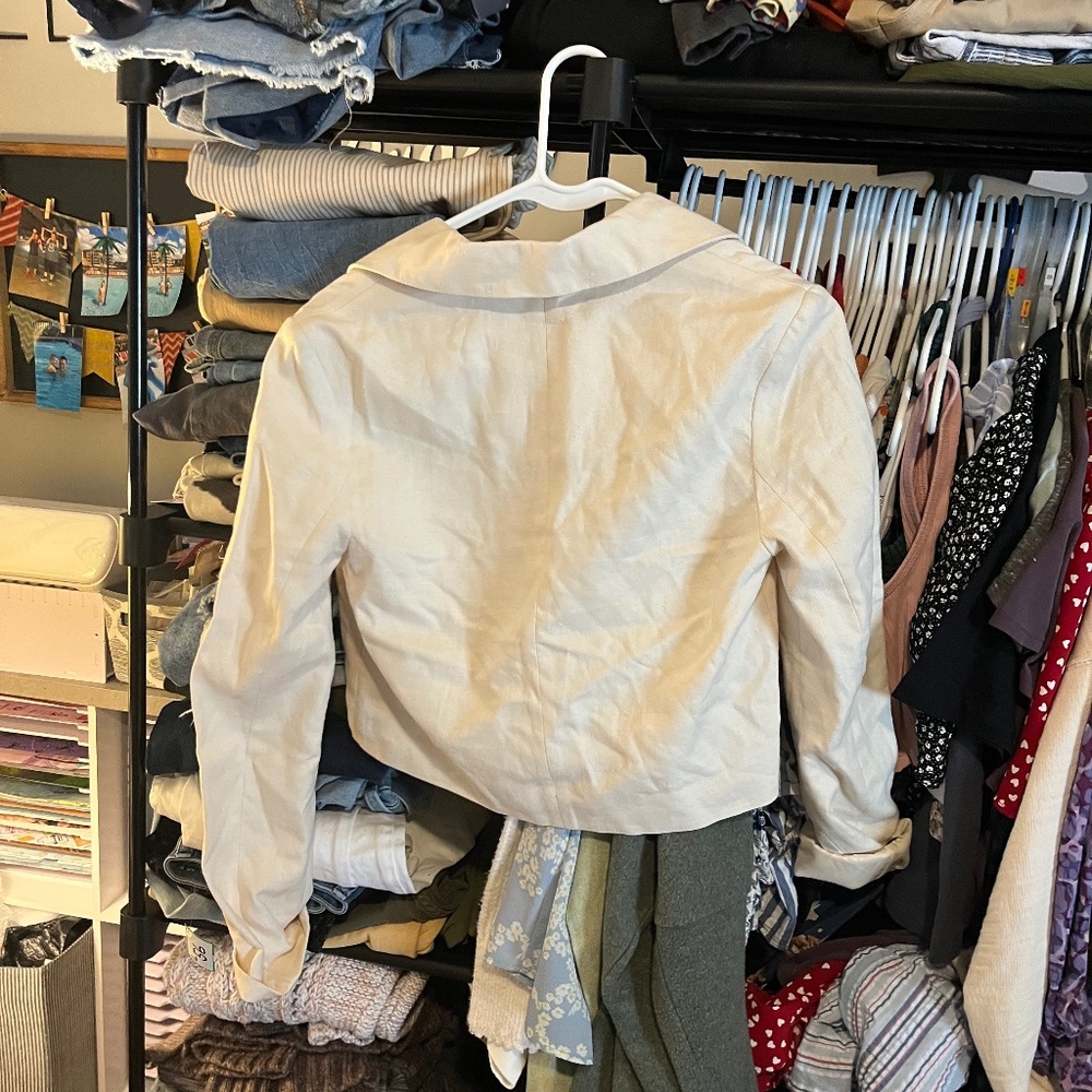 American Eagle cropped blazer creme XXS